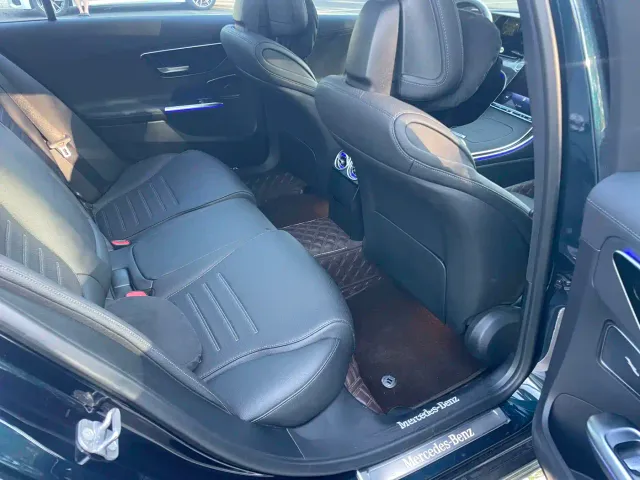 Mercedes-Benz C-Class — Фото автомобиля 10