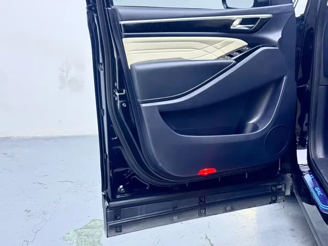 GAC Trumpchi M8 — Фото автомобиля 7