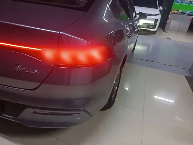 BYD Qin PLUS — Фото автомобиля 7