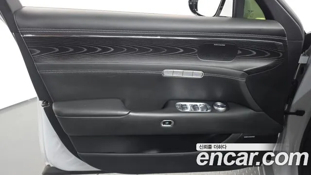 Genesis G90 RS4 — Фото автомобиля 13