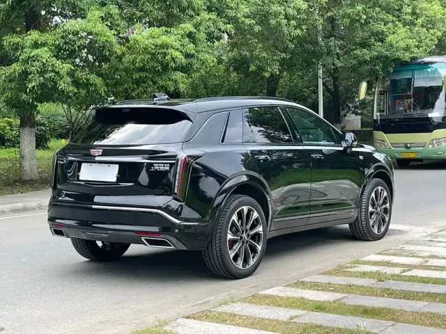 Cadillac XT5 — Фото автомобиля 7