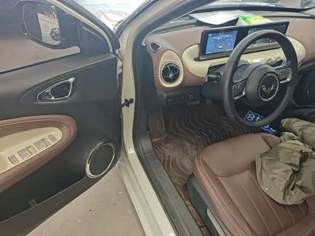 Wuling Bingo — Фото автомобиля 15