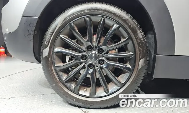 MINI Clubman — Фото автомобиля 5
