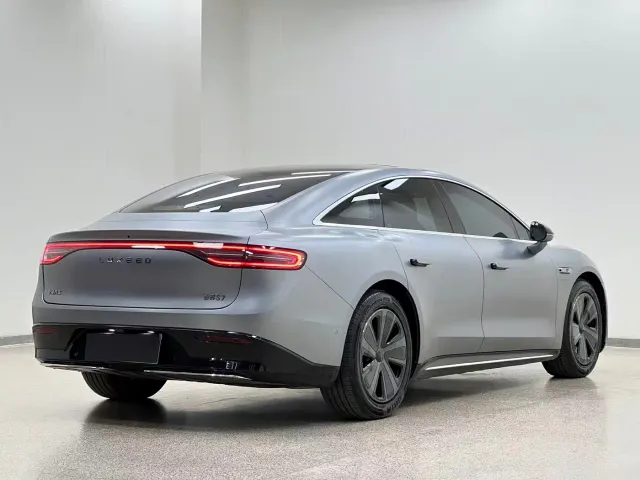 Luxeed S7 — Фото автомобиля 4