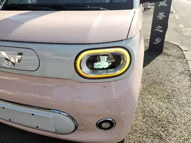 Wuling Hongguang Mini EV — Фото автомобиля 23