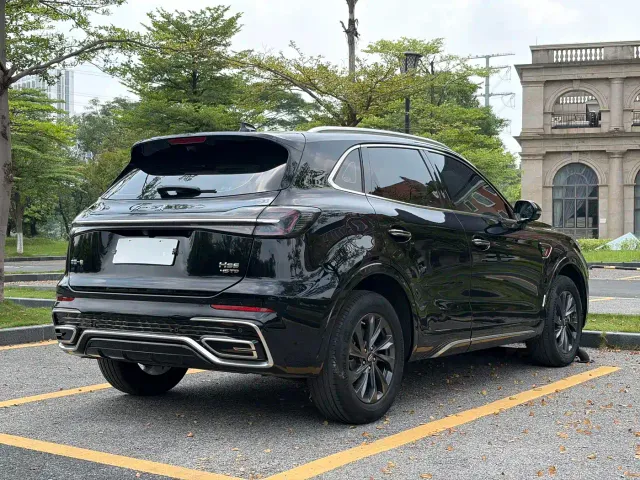 Hongqi HS5 — Фото автомобиля 6