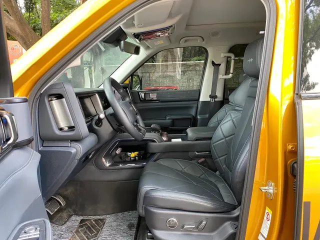 BYD FangChengBao Leopard 5 — Фото автомобиля 4