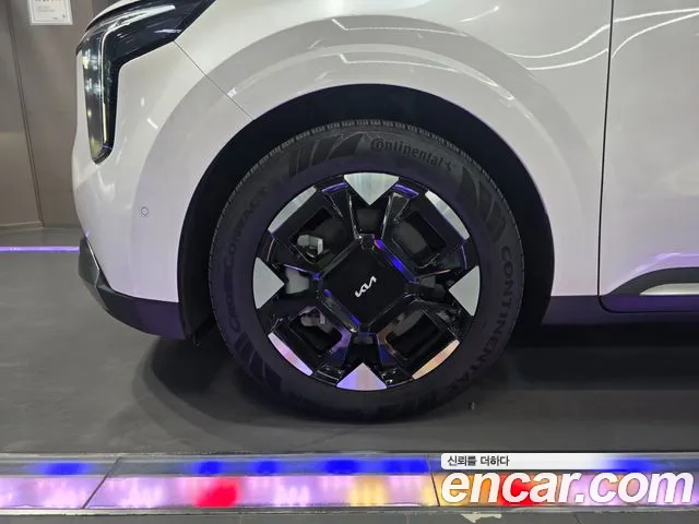 Kia Canival Новый Carnival 4 поколение Бензин 9 мест Signature — Фото автомобиля 5