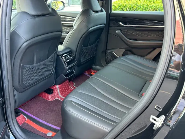 Geely Xingyue L — Фото автомобиля 6