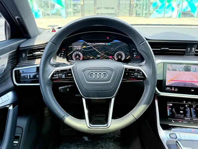 Audi A6L — Фото автомобиля 16