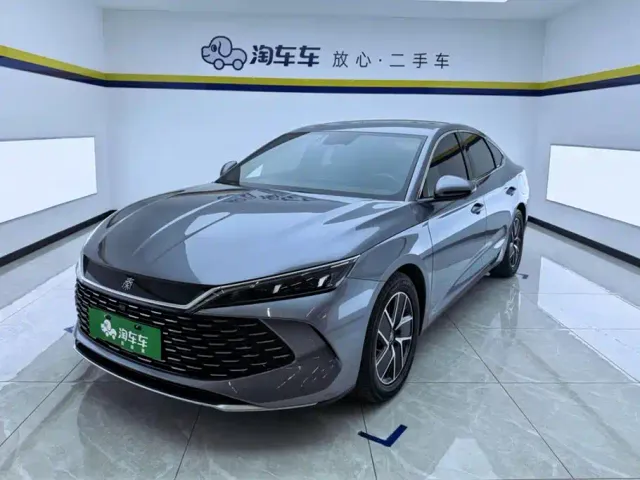 Фотография автомобиля — BYD Qin L