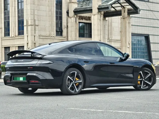 Xiaomi SU7 — Фото автомобиля 6