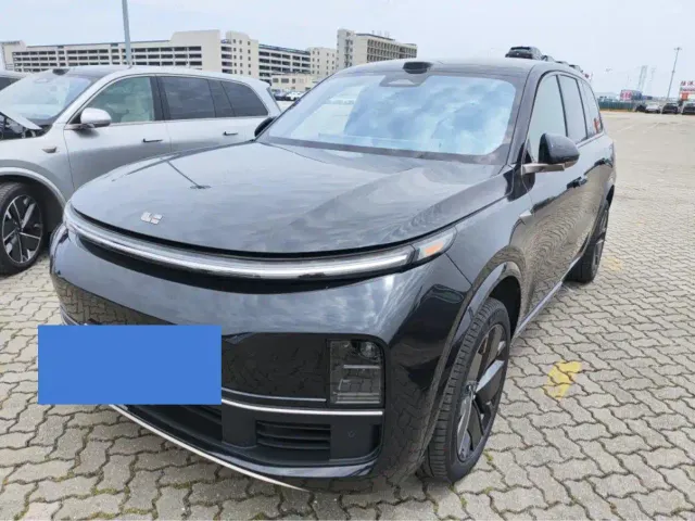 Фотография автомобиля — Li Auto L9