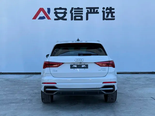 Audi Q3 — Фото автомобиля 5