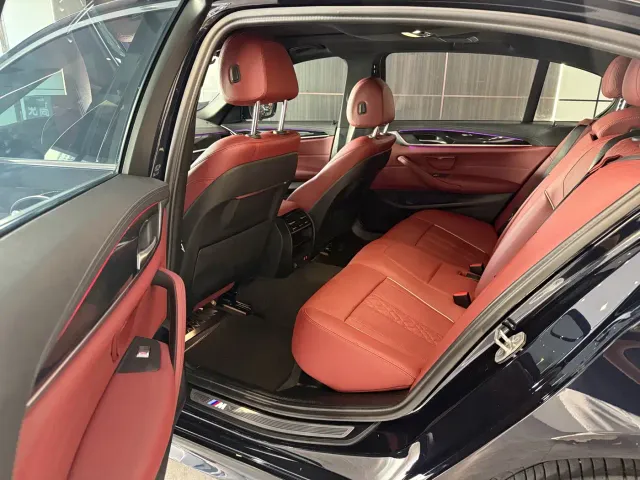 BMW 5 Series — Фото автомобиля 5