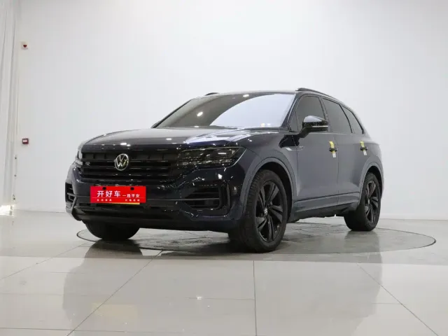 Фотография автомобиля — Volkswagen Touareg
