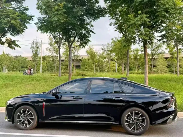 Hongqi H6 — Фото автомобиля 3