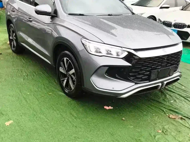 BYD Song Pro — Фото автомобиля 3