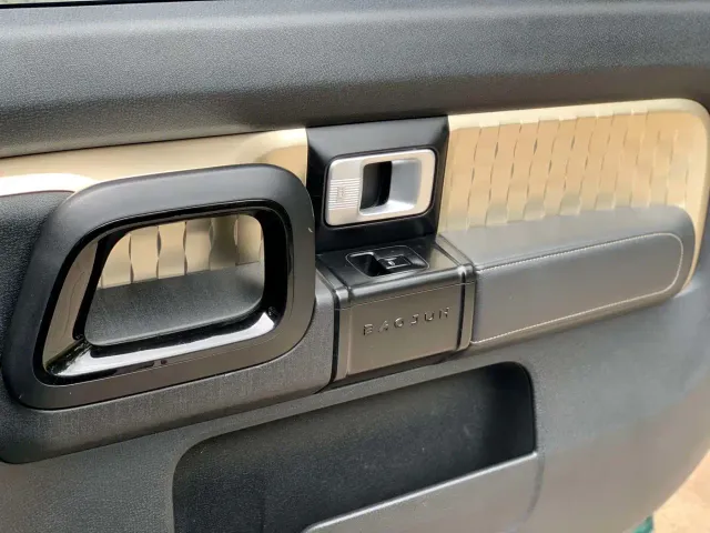 Baojun KiWi EV — Фото автомобиля 16