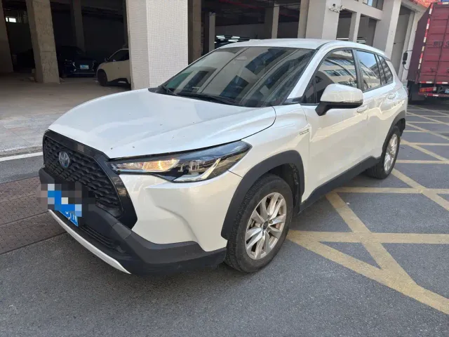 Фотография автомобиля — Toyota Corolla Cross