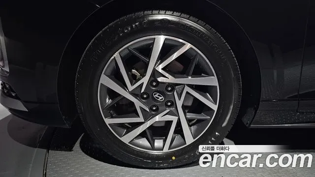 Hyundai Grandeur GN7 — Фото автомобиля 5