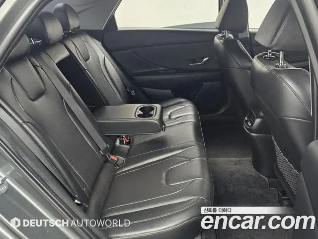 Hyundai Avante CN7 — Фото автомобиля 12