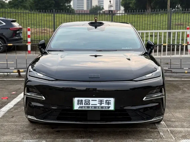 Geely Galaxy Galaxy Xingyao 8 — Фото автомобиля 2