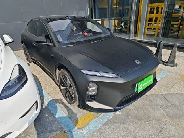 Nio ET5 — Фото автомобиля 3
