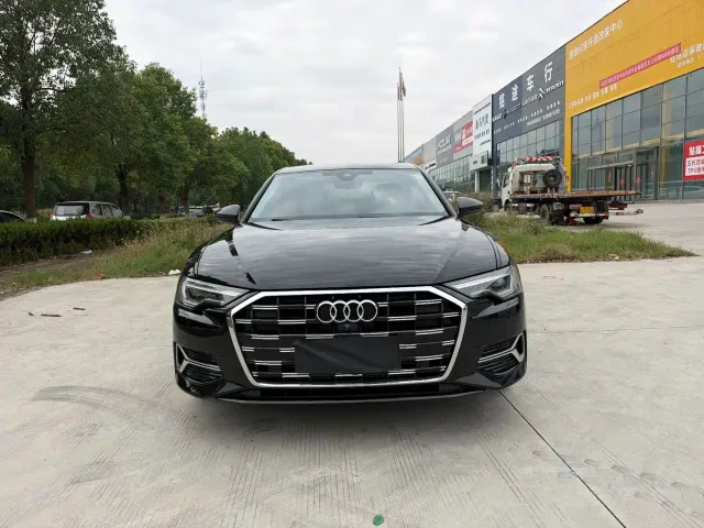 Audi A6L — Фото автомобиля 2