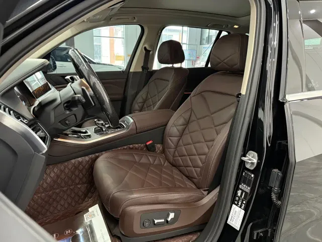 BMW X5 — Фото автомобиля 14
