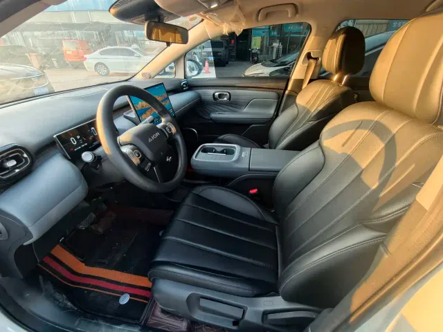 GAC Aion UT — Фото автомобиля 5