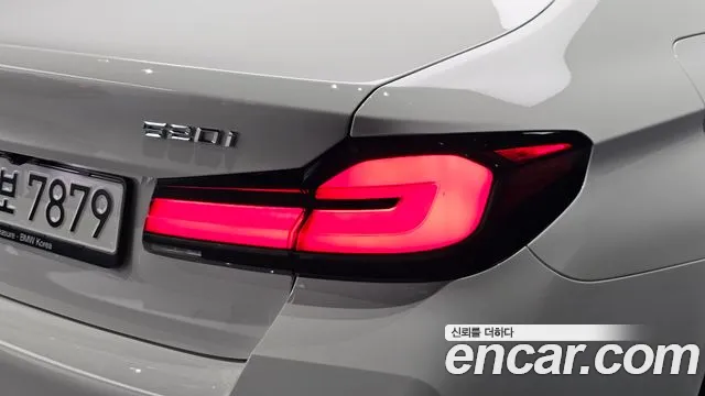 BMW 5 Series G30 — Фото автомобиля 8