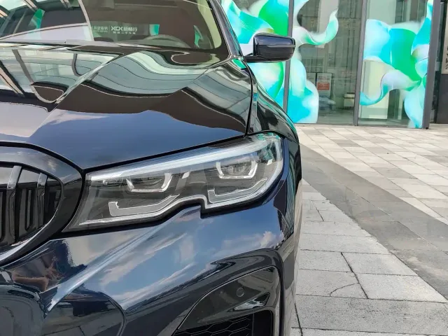 BMW 3 Series — Фото автомобиля 8
