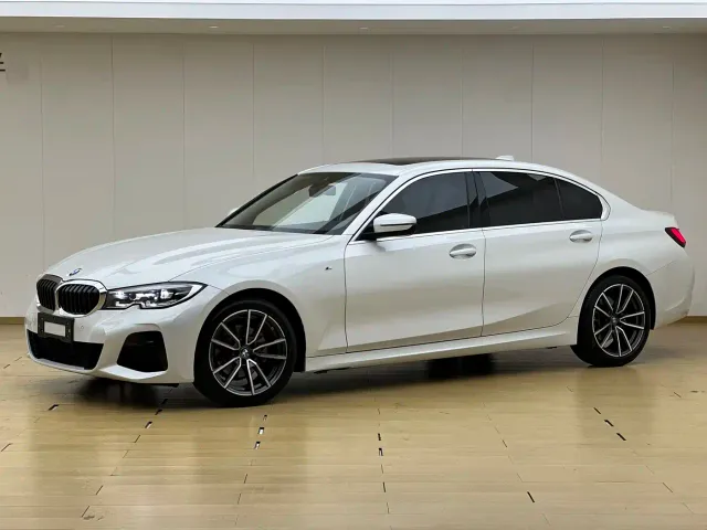BMW BMW 3 Series 2022 325Li M Sport Package — Фото автомобиля 3