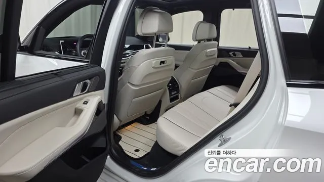 BMW X5 xDrive 40i M Sport — Фото автомобиля 10