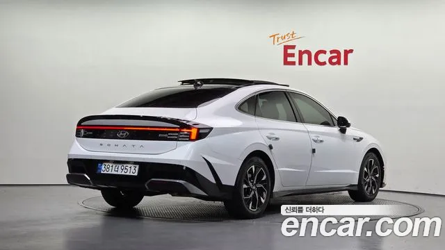 Hyundai Sonata — Фото автомобиля 2