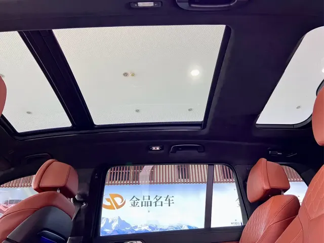 BMW X7 — Фото автомобиля 13
