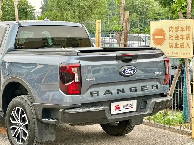Ford Ranger — Фото автомобиля 13