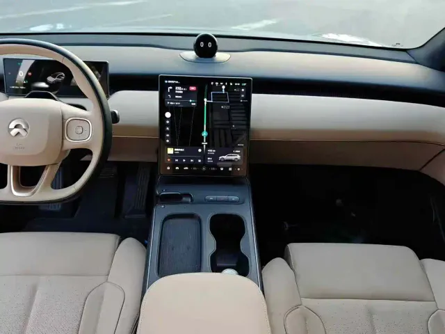 Nio ET5 Touring — Фото автомобиля 9