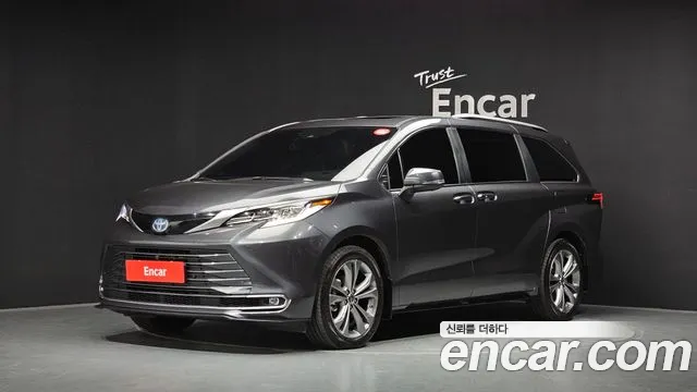 Фотография автомобиля — Toyota Sienna Generation 4