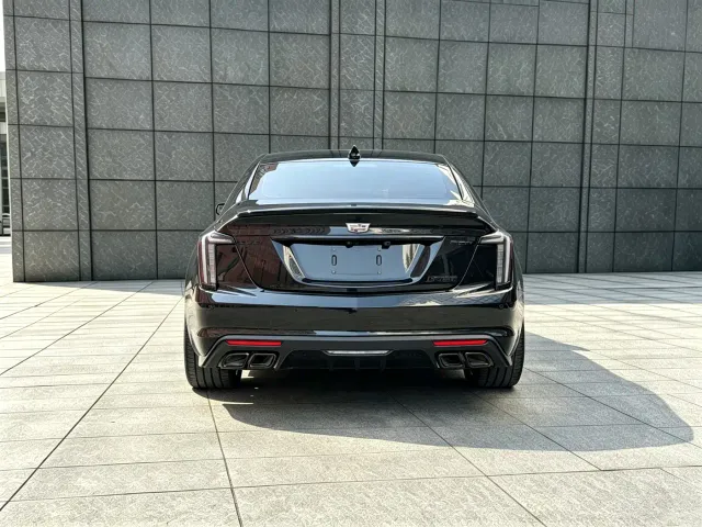 Cadillac CT5 — Фото автомобиля 14