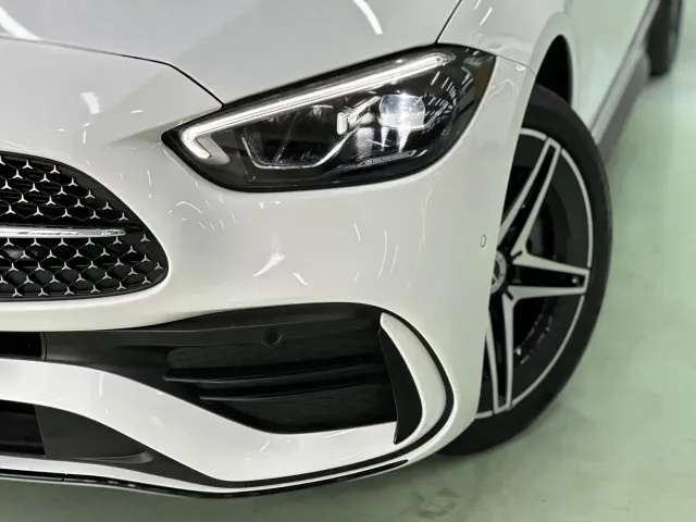 Mercedes-Benz C-Class — Фото автомобиля 3