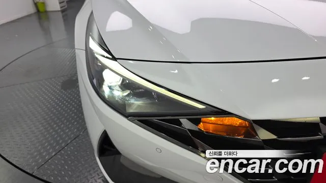 Hyundai AVANTE Avante (CN7) — Фото автомобиля 22