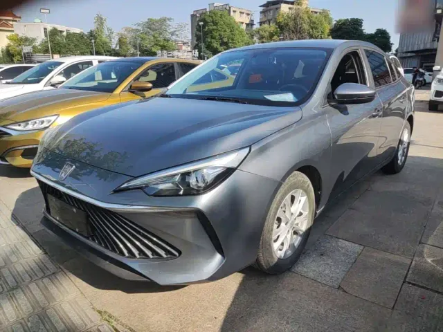 Фотография автомобиля — Roewe i5