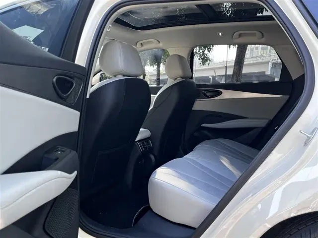 BYD Seal 06 DM-i Touring — Фото автомобиля 11