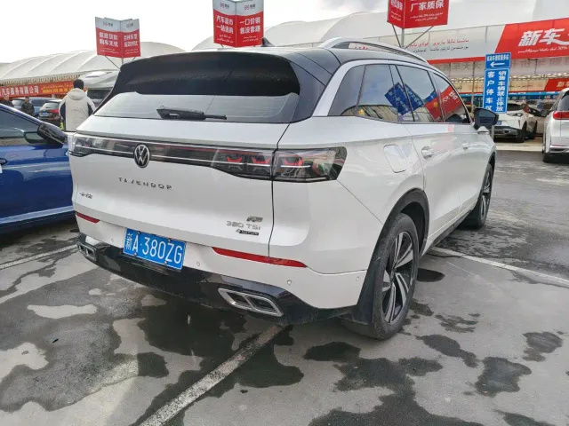 Volkswagen Talagon — Фото автомобиля 9