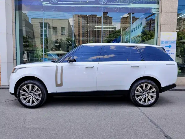 Land Rover Range Rover — Фото автомобиля 3