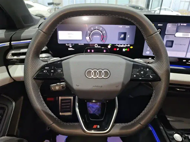 Audi A5L — Фото автомобиля 6