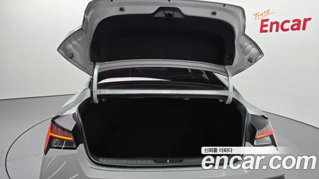 Hyundai Avante CN7 — Фото автомобиля 30
