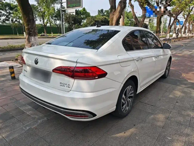 Volkswagen Bora — Фото автомобиля 6